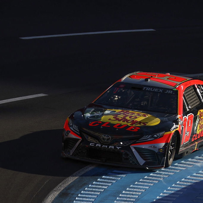 Martin Truex Jr, Joe Gibbs Racing